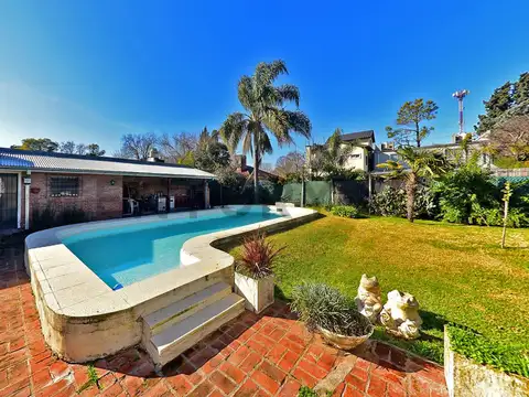 VENTA CASA 4 AMBIENTES CON PILETA PARQUE ALVEAR TORTUGUITAS