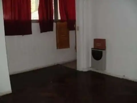 J Ramirez De Velasco 300, Piso 2