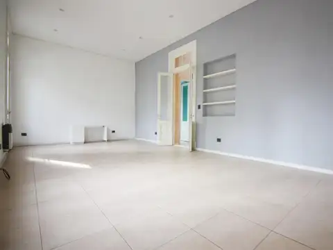 Depto Tipo Casa en Venta en Balvanera, USD 299.000