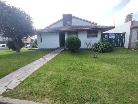 Chalet 3 ambientes. Colinas de P. Ramos.