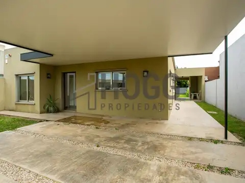 Casa en Venta en San Antonio de Areco, USD 205.000