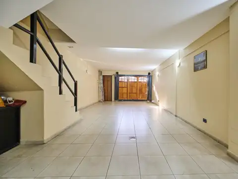 Depto Tipo Casa en Venta en Parque Chacabuco, USD 359.000