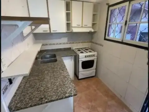 Casa 3 ambientes con 2 baños