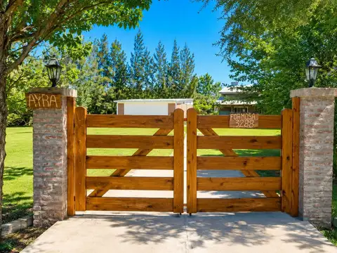 OPORTUNIDAD VENTA CASA QUINTA CON PISCINA EN LA REJA MOR