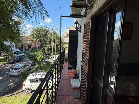 Depto Tipo Casa en Venta en Quilmes Oeste, USD 62.000