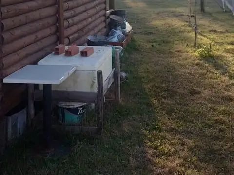 Venta de cabaña sobre 2 lotes en Domselaar