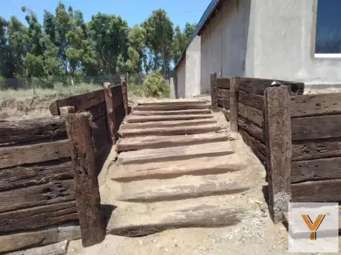 Casa en venta - 6 dormitorios 6 baños - 240 mts2 - Pehuen-Co - Coronel Rosales