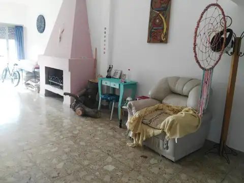 ESTOMBA ESQ DINAMARCA