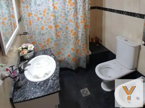 Casa en venta - 2 Dormitorios 1 Baño - Villa Celina