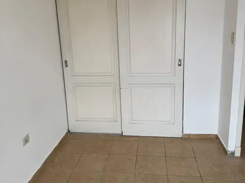 Departamento 2 Dormitorios en Alquiler  B San Martín  Castro Barros 300