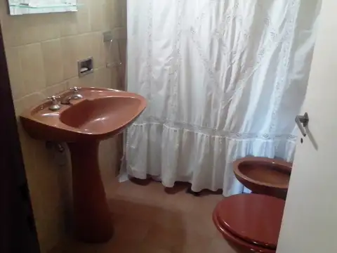 Quinta en Venta con 1 cochera