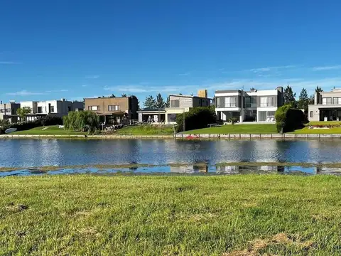 Terreno en Venta de 982,0 m2