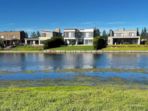 Terreno en Venta en San Matias, USD 160.000