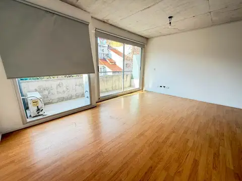 Tunez 2500, Piso 2