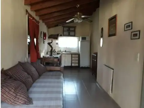 Casa 6 ambientes con 5 baños