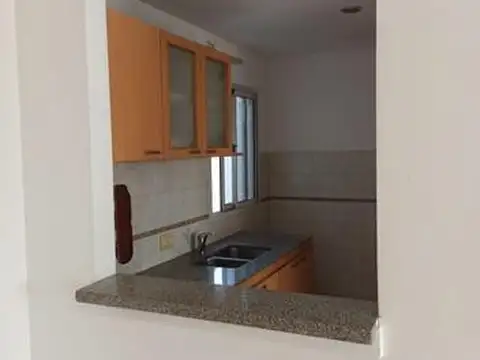 Departamento en Alquiler en Echesortu, $ 420.000