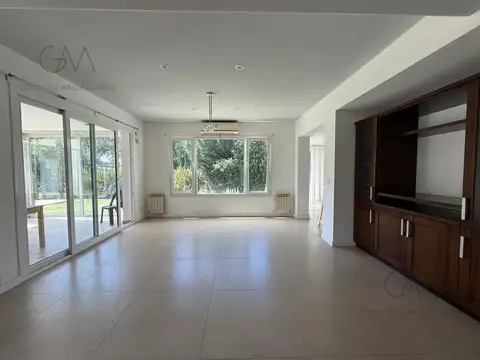 Casa en Venta de 5 dormitorios