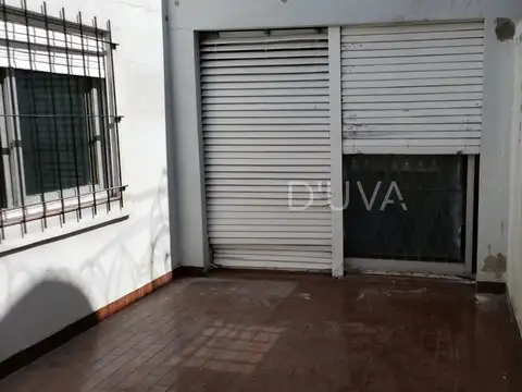 Local en Alquiler en Parque Saavedra, $ 2.300.000