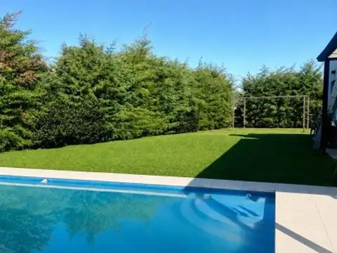 EN VENTA/ CASA/ BARRIO EL ENSUEÑO/ INGENIERO MASCHWITZ