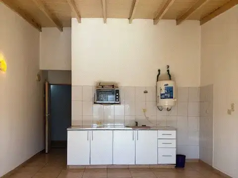 Boquerón 100, Piso 1