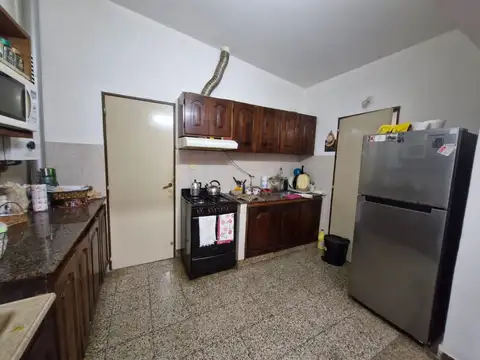 VENTA CASA 4 DORMITORIOS BARRIO MERCANTIL CORDOBA