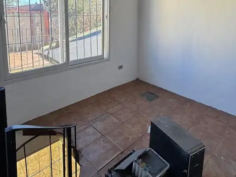 Departamento en Alquiler en San Antonio de Padua, $ 650.000