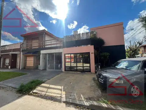 Casa de 3 amb en zona residencial en Ramos Mejia