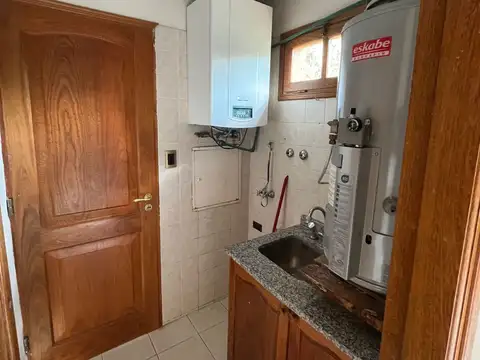 Casa en Alquiler en Sección 10 Residencial Los Cerros, USD 1.500