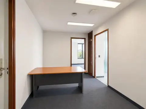 Oficina en Alquiler al Oeste