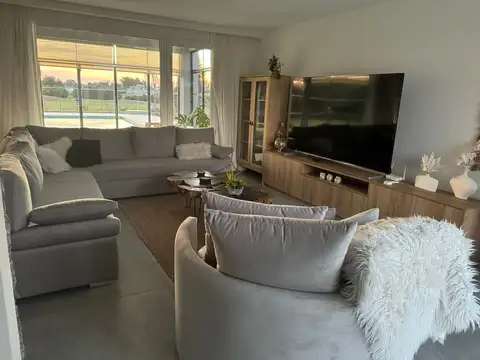 Casa en Venta al Oeste