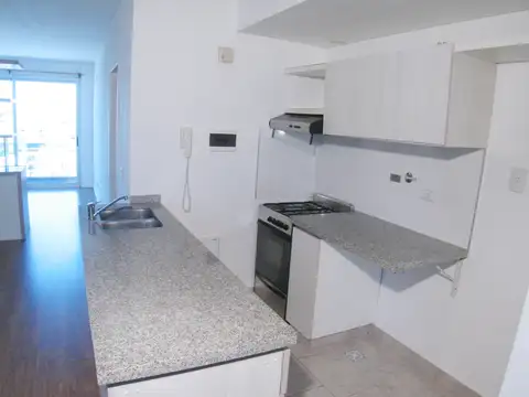 Departamento en Alquiler en Colegiales, $ 590.000