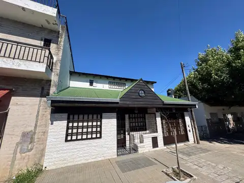 Bv. Seguí y Pasaje Santa Isabel al 3600