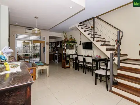 Dúplex| 3 ambientes| Venta V. Urquiza| Con Patio y Parrilla