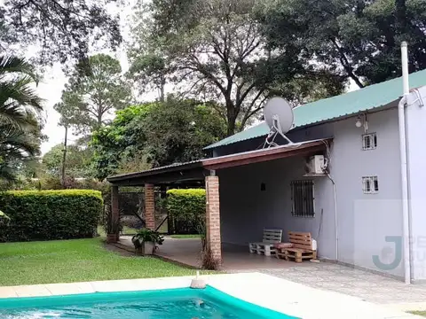 Casa 4 ambientes con 2 baños