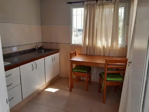 Departamento en Alquiler en Las Palmas, $ 450.000