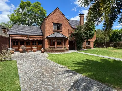 Casa en Venta de 5 dormitorios
