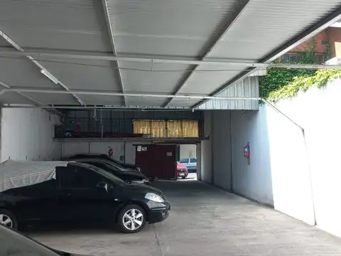 Galpon en Venta 30  mts Fondo
