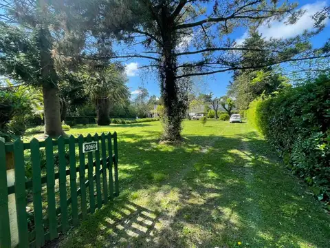 418 e/ 31 y 132 Nº 3000