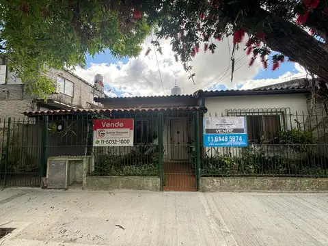 Depto Tipo Casa en Venta de 6 ambientes