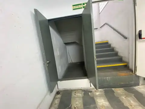 Local - Venta - Argentina, Capital Federal - BONPLAND 179