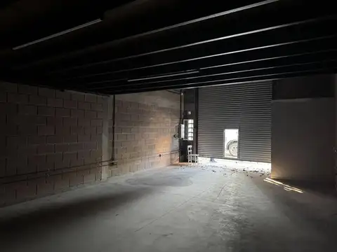 Galpón/Deposito en Venta UORK 2