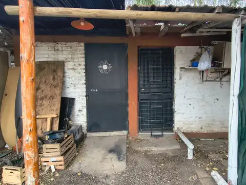 CASA QUINTA EN COMPLEJO PRIVADO. COLONIA RODAS