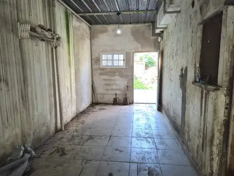 Terreno En Venta  Con Casa A Refaccionar  (san Miguel)