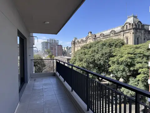 VENTA 2 AMBIENTES A ESTRENAR CON BALCON CORRIDO AL FRENTE-CABALLITO