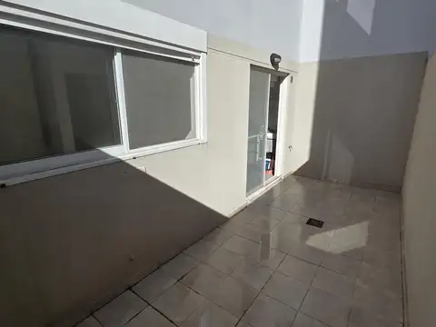 Departamento en Alquiler en Centro, $ 650.000