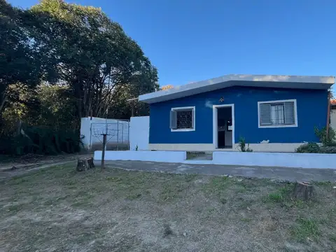 VENTA CASA DOS DORM CON PILETA EN SAN ROQUE
