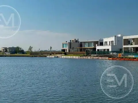 Terreno en Venta en Ezeiza, USD 48.000