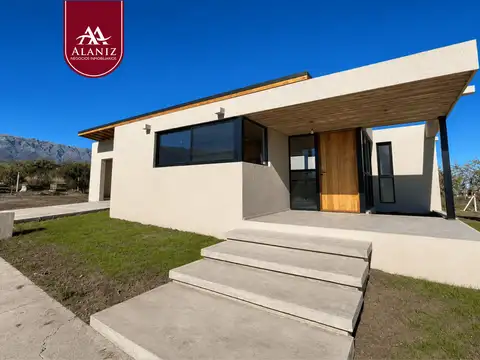 Casa premium en Merlo con diseño moderno y vistas a las sierras