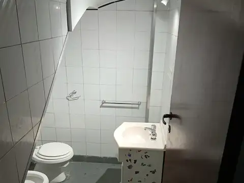 Depto Tipo Casa 4 ambientes con 1 baño