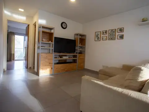 Parish Robertson 541 , Piso 3